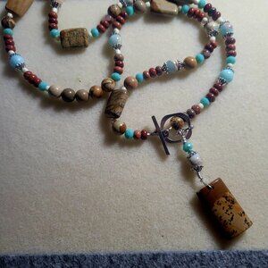 Desert sands necklace
